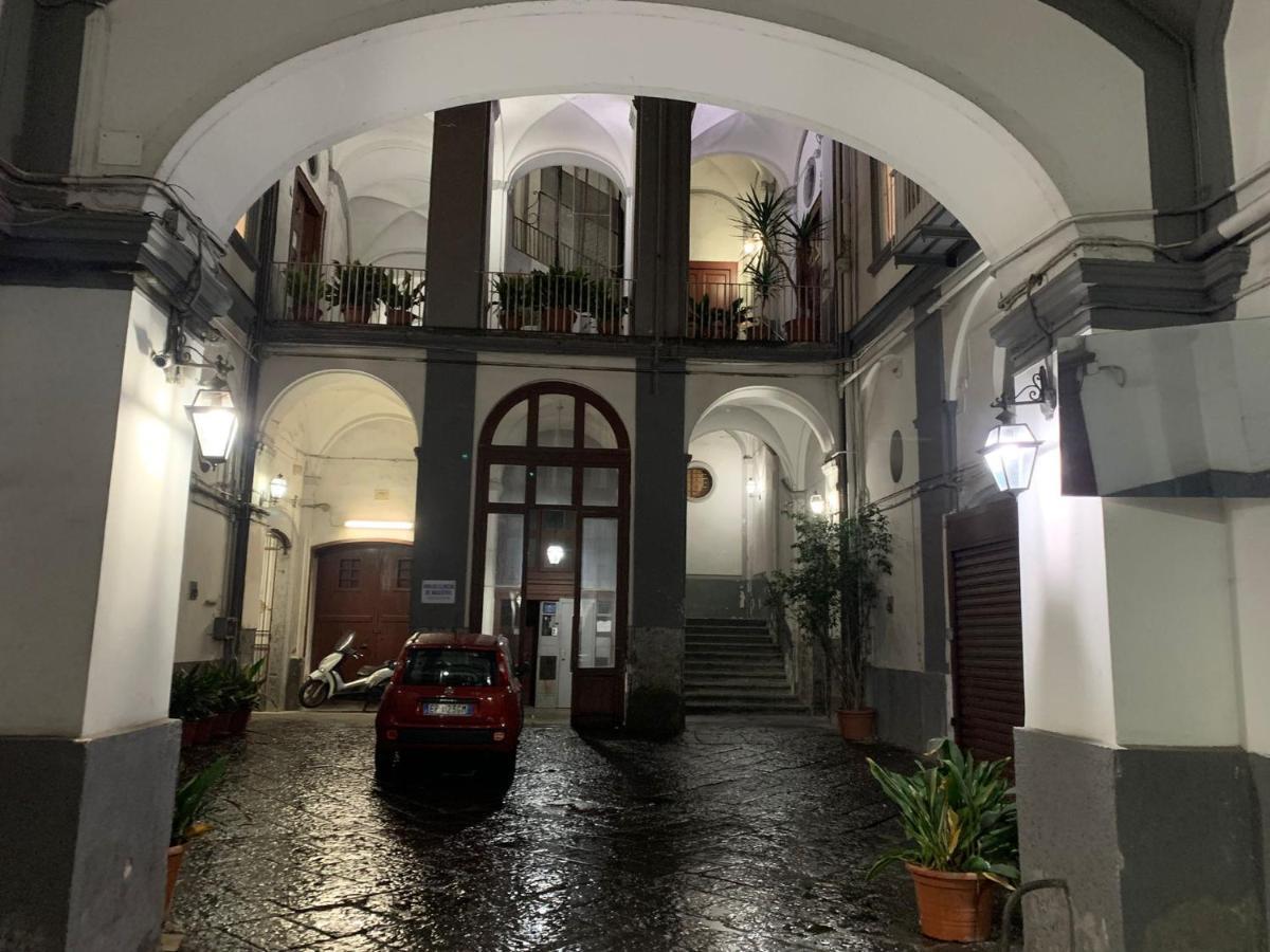 I Gironi Di Dante Lägenhet Neapel Exteriör bild