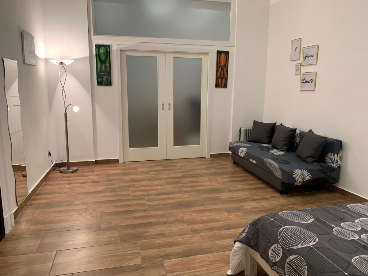 I Gironi Di Dante Lägenhet Neapel Exteriör bild